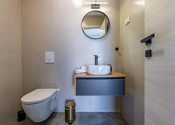 Aura By Interhome Пула