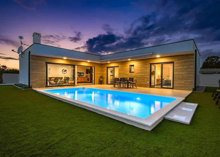 Сasa de vacaciones Aura By Interhome